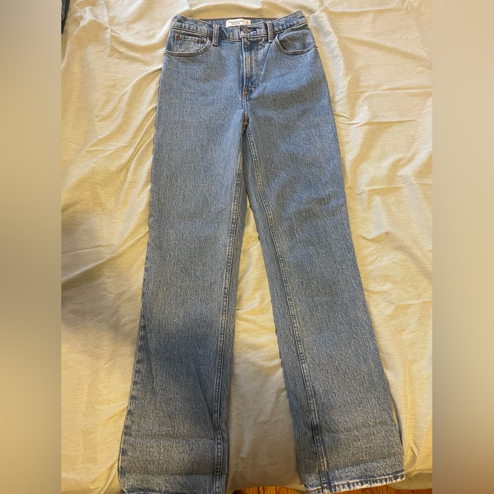 Abercrombie & Fitch 90s Straight Ultra High Rise Jeans